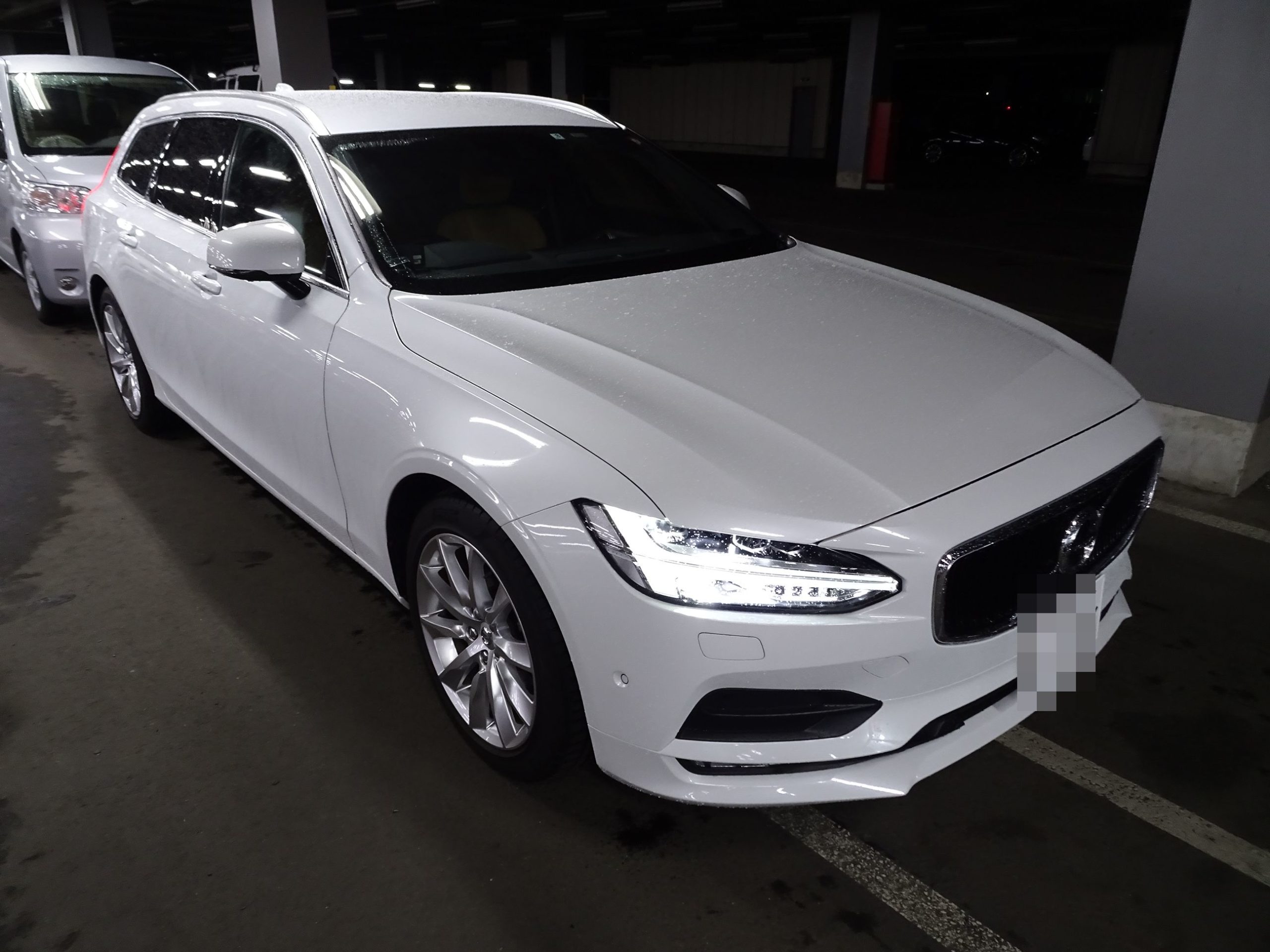 【買取】ボルボV90 T5モメンタム