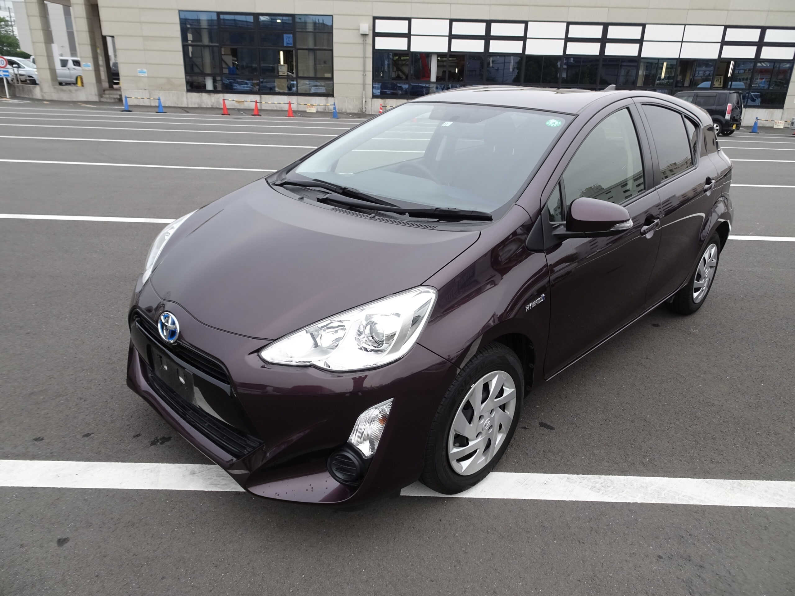 【買取】トヨタ アクア S