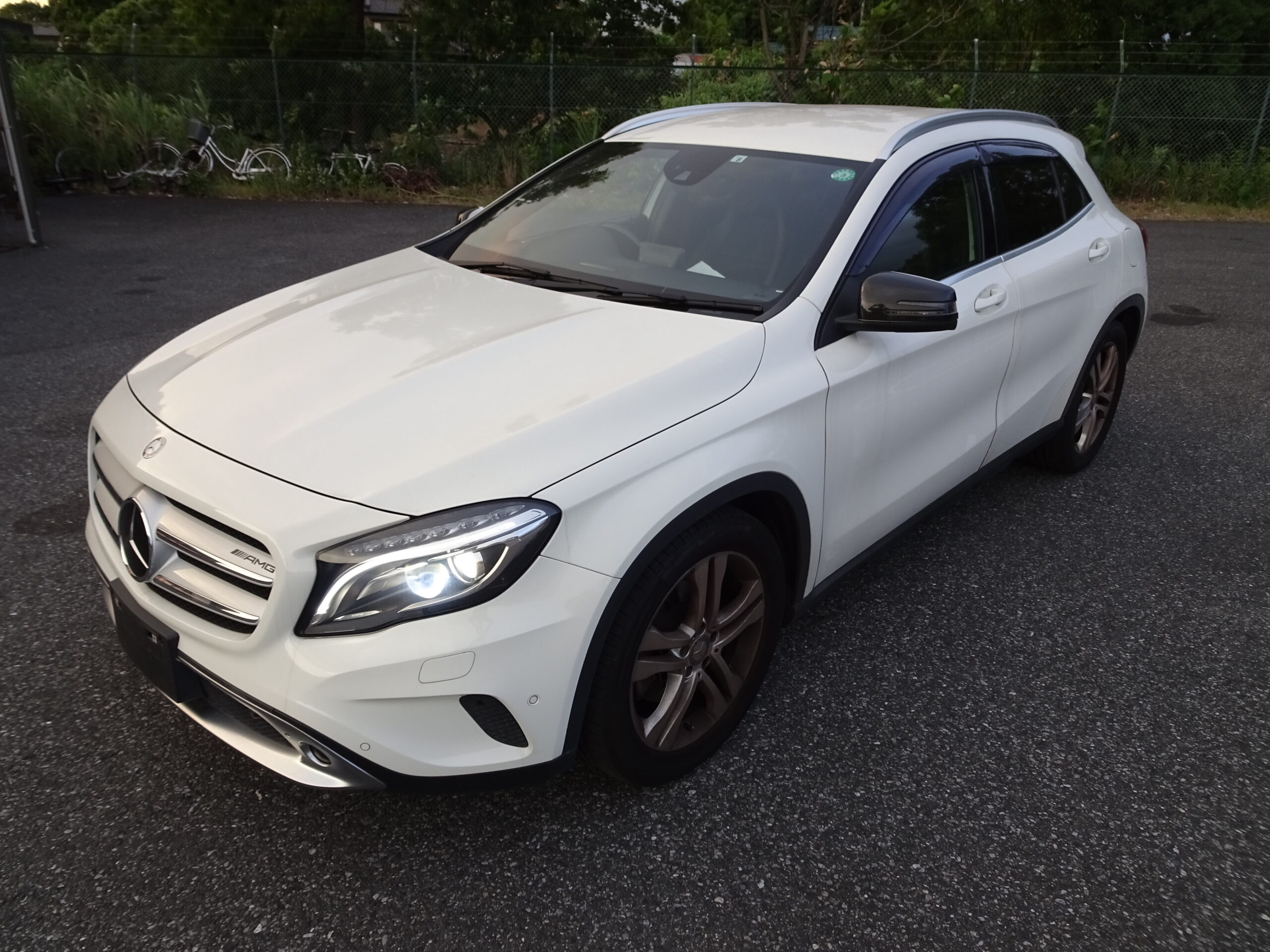 【AA代行落札】メルセデスベンツ GLA250 4マチック レーダーセーフティパッケージ