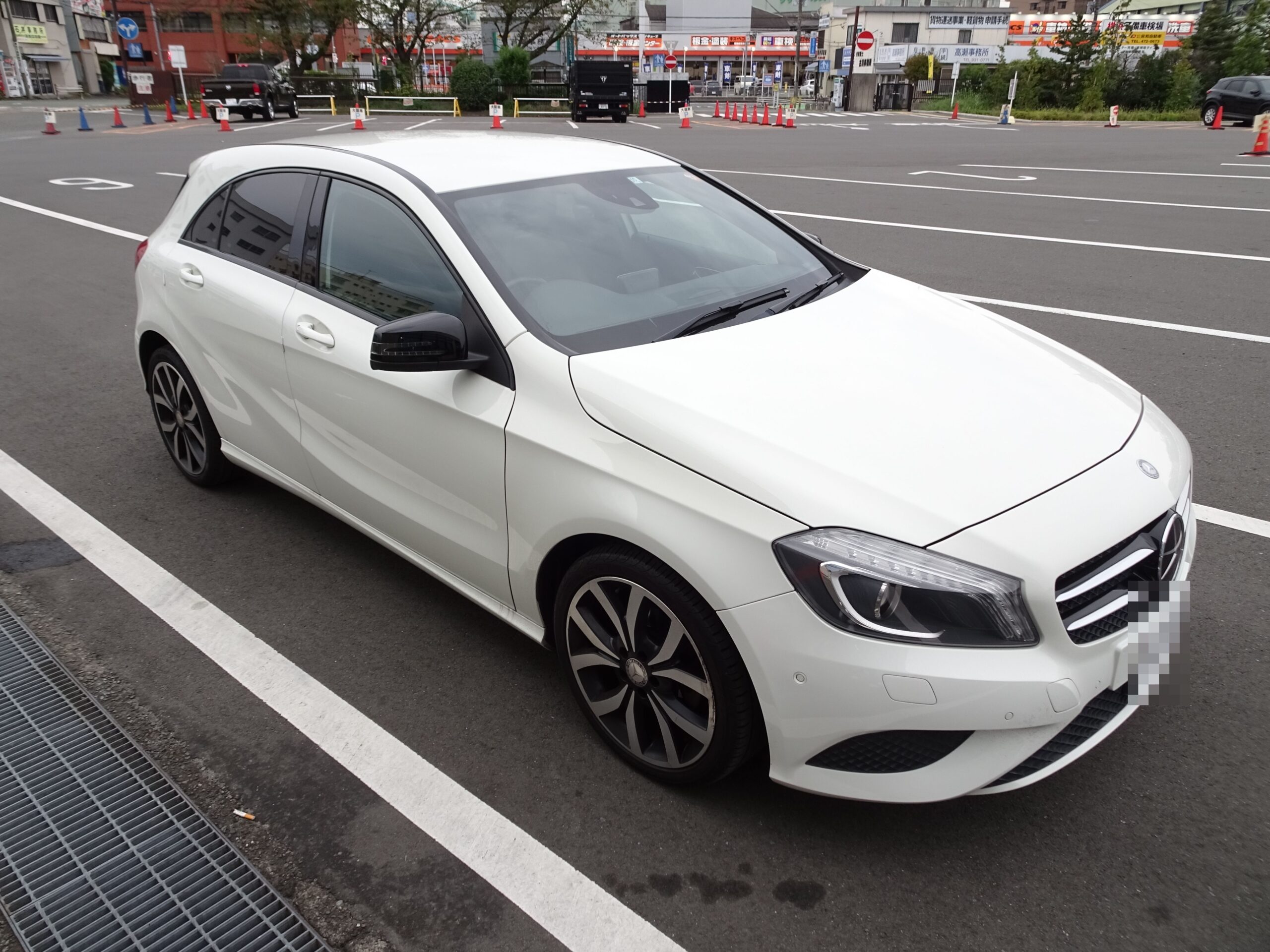 【AA代行落札】ベンツ Aクラス A180ナイトパッケージ