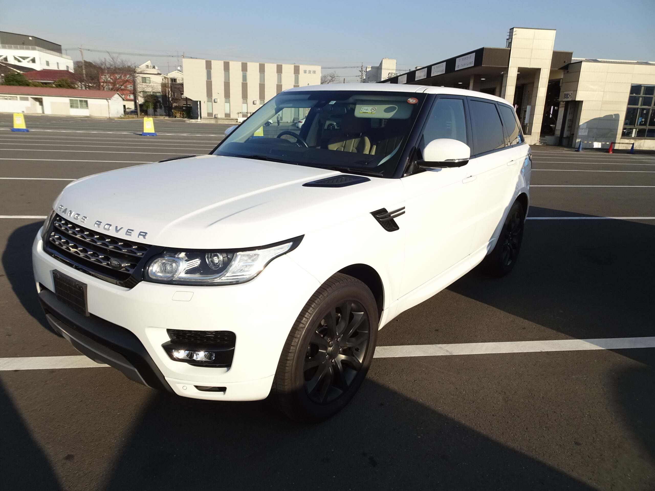 【AA代行落札】レンジローバースポーツ SE
