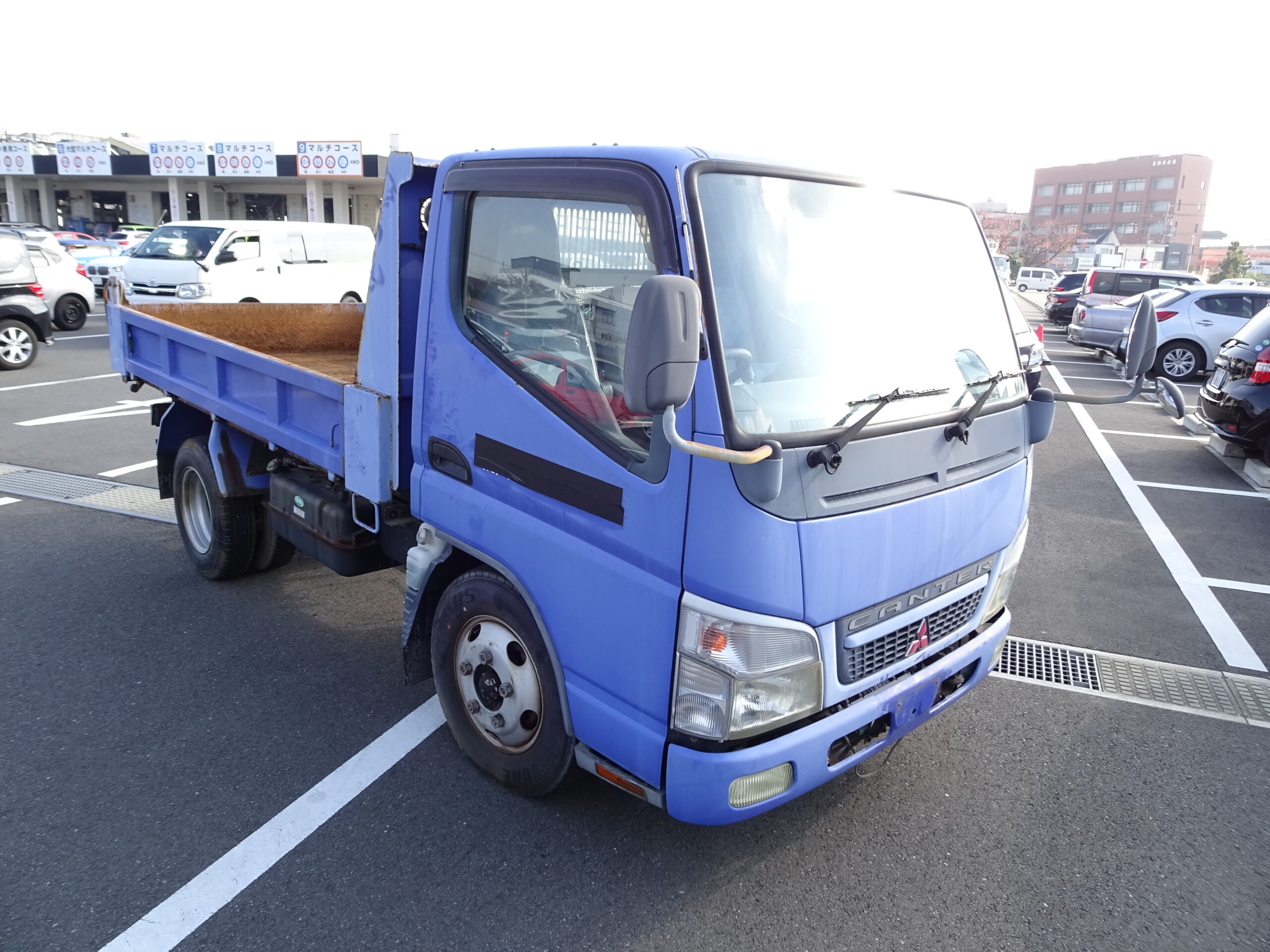 【店舗ご成約】キャンター 2tダンプ