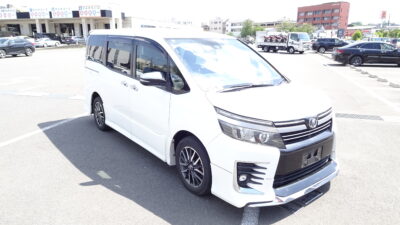 【AA代行落札】ヴォクシー ZS煌Ⅱ